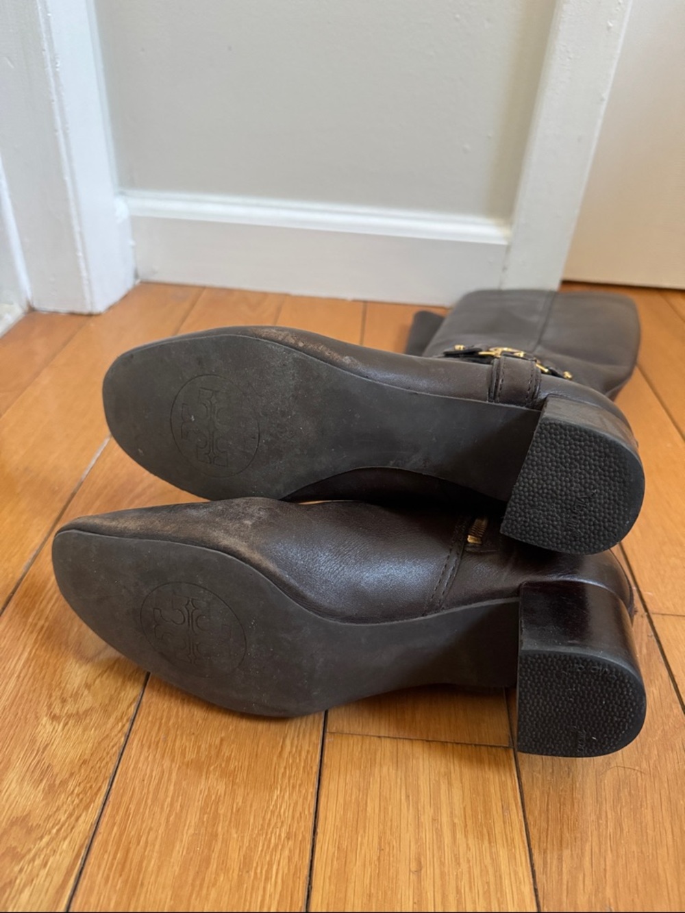 Tory Burch / Women's Leather Knee Boots - Picture 7 of 8